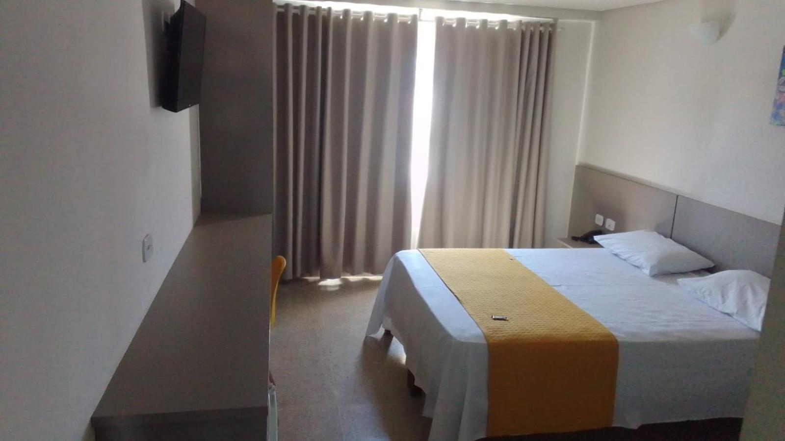 Itumbiara Palace Hotel Eksteriør billede